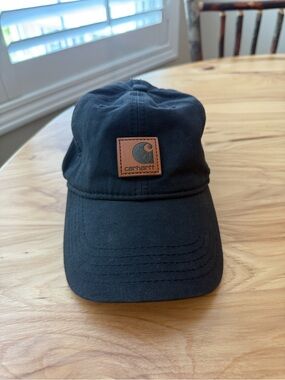 Carhartt Black Cap with Leather Patch